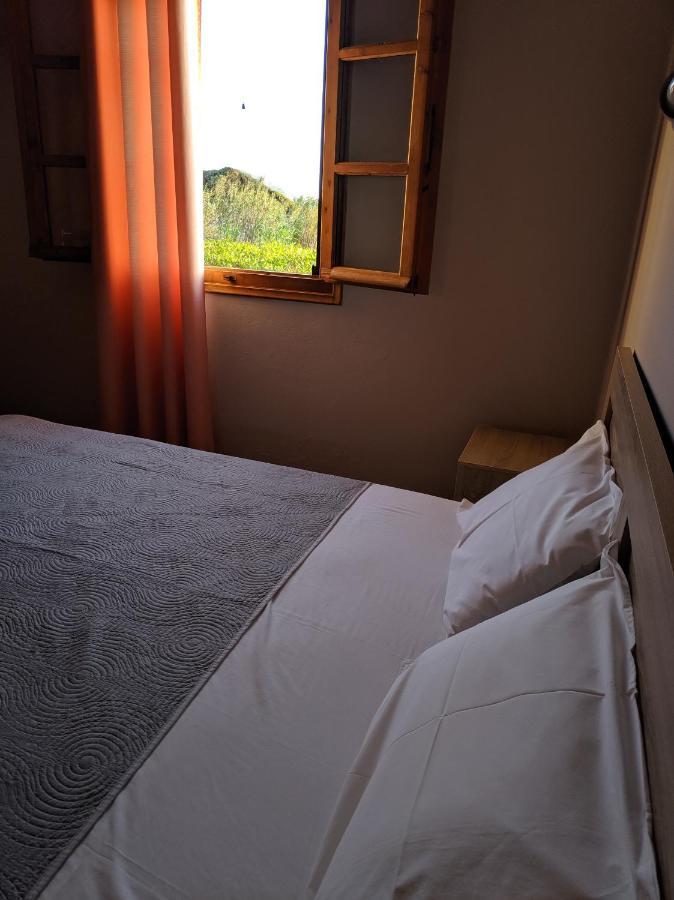Tramonto Nel Delfini Apartment Kini Bagian luar foto