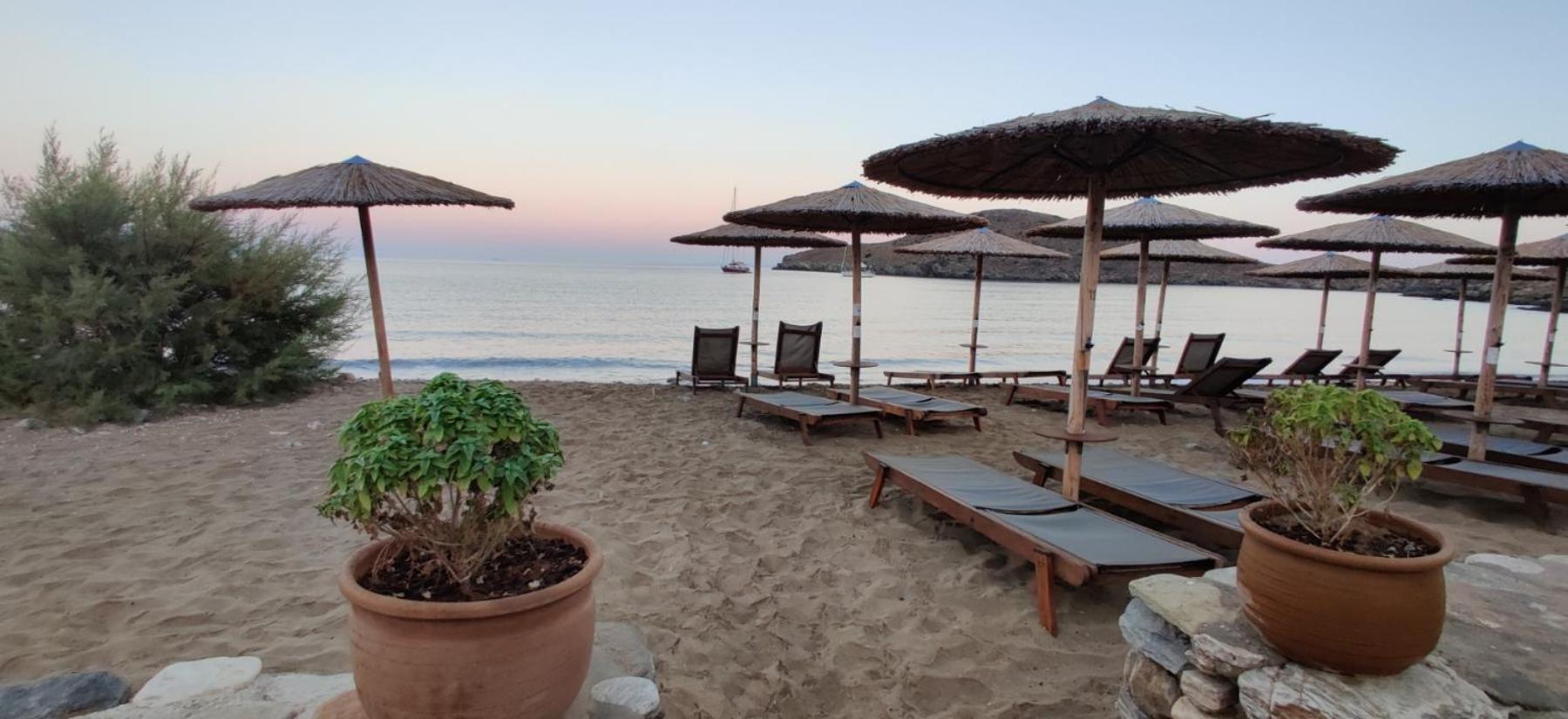Tramonto Nel Delfini Apartment Kini Bagian luar foto